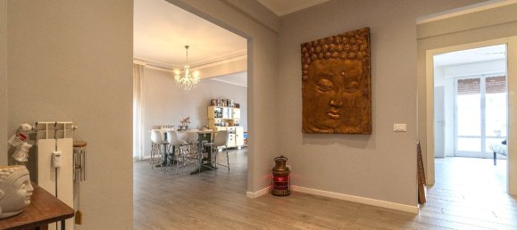 Apartamento de 5 habitaciónes en Prato, Italy No. 81782 9