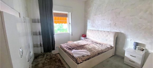 4 rooms Apartment in Massa, Italy No. 193021 9