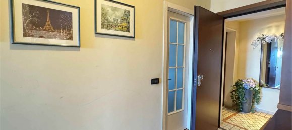 1 bedroom Apartment in Appiano Gentile, Italy No. 62256 3