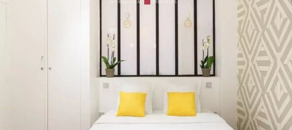 2 bedrooms Apartment in Paris, France No. 187487 11