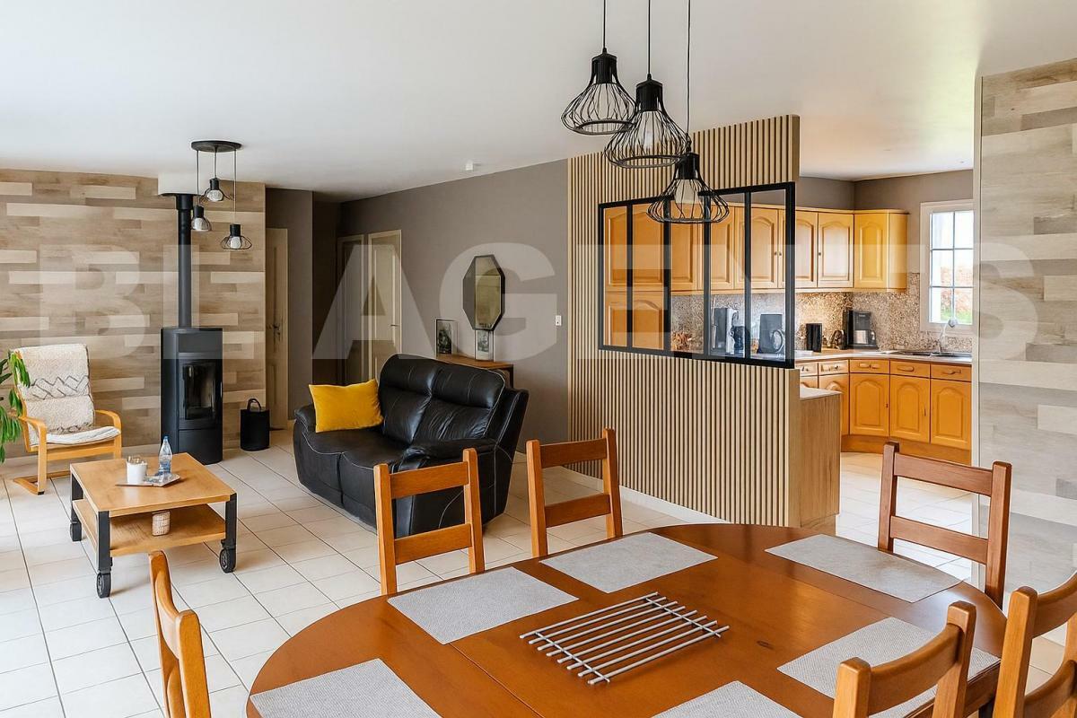 3 bedrooms House in Lisieux, France No. 297245