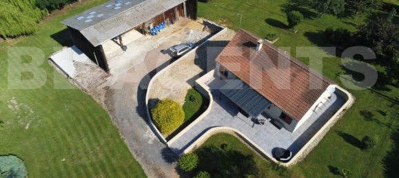 3 bedrooms House in Lisieux, France No. 297245 7