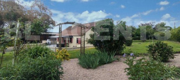 3 bedrooms House in Lisieux, France No. 297245 2