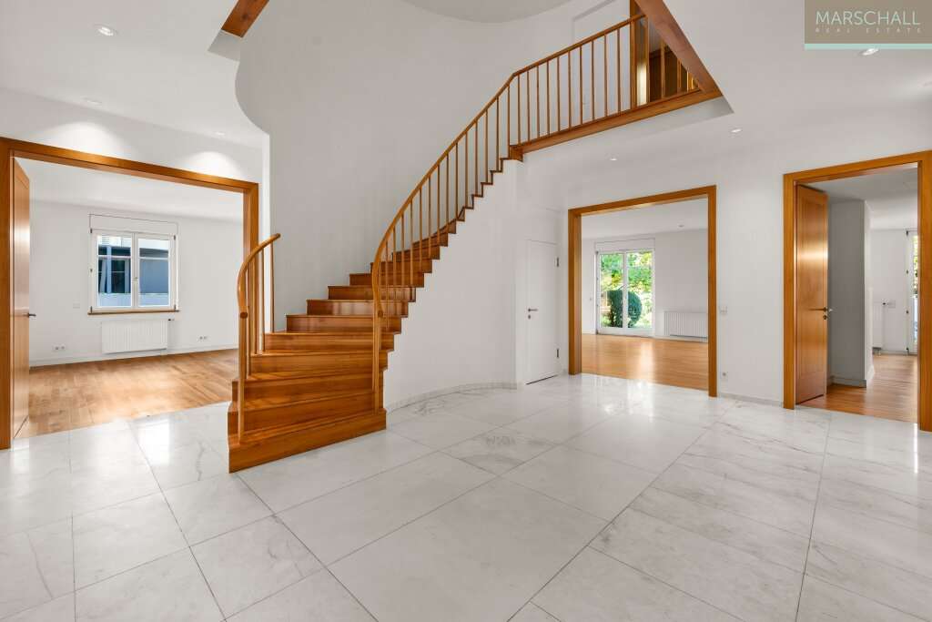 8-salle Appartement à Wahring, Austria No. 92773