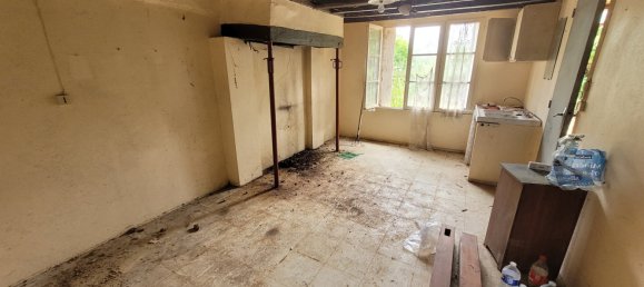 Дом с 1 спальней в Логрон, Франция № 257665 3