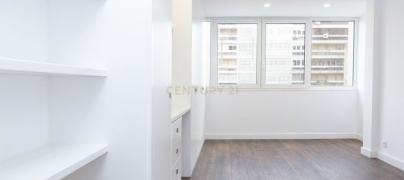 Apartamento T3 em Lisbon, Portugal N.º 9729 49