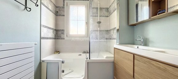 2 bedrooms House in Tinqueux, France No. 59892 6