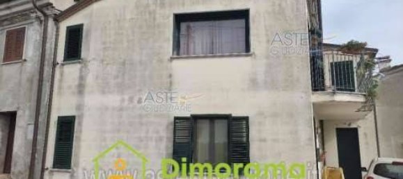 5 rooms Apartment in Saludecio, Italy No. 11474 5