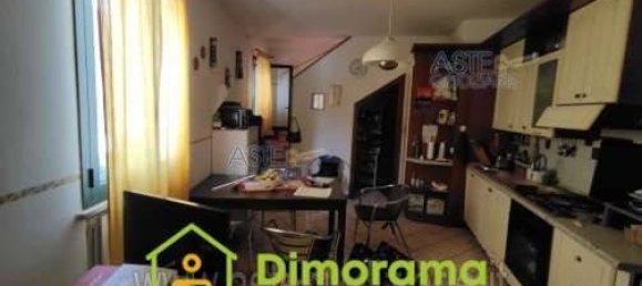 5 rooms Apartment in Saludecio, Italy No. 11474 7