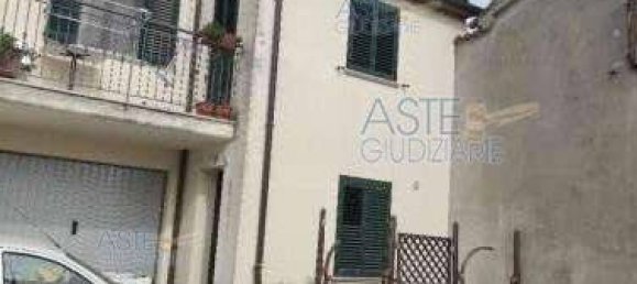 5 rooms Apartment in Saludecio, Italy No. 11474 6