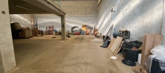 Almacén de 3 habitaciónes en Cadorago, Italy No. 360379 7