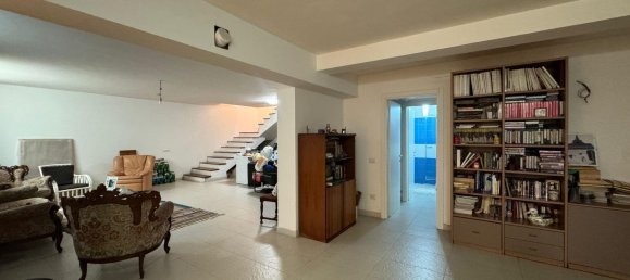 5 bedrooms Villa in Cicciano, Italy No. 364679 6