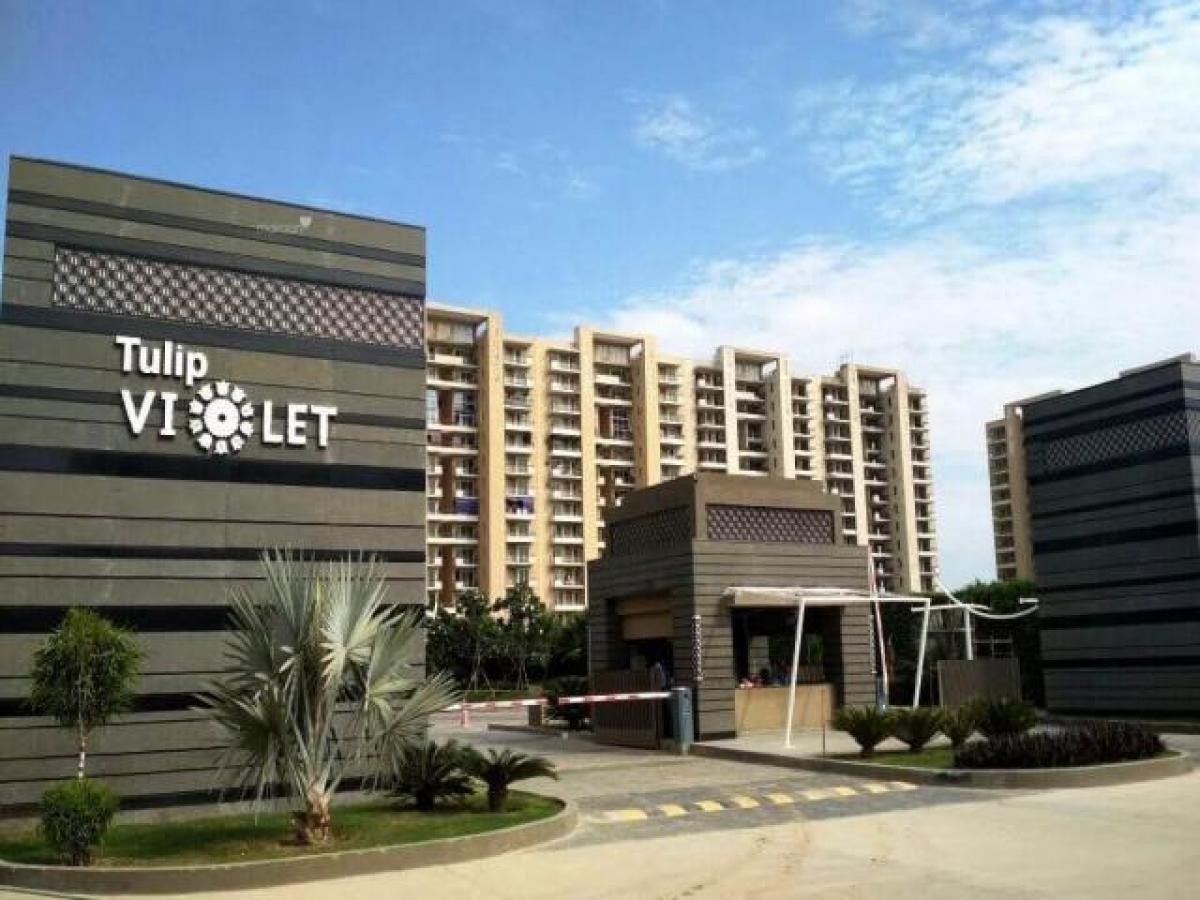 3 bedrooms House in Gurgaon, India No. 10791