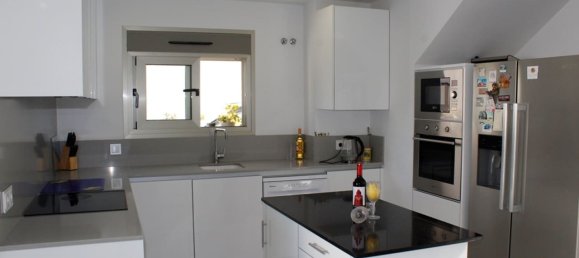 3 bedrooms House in San Miguel de Salinas, Spain No. 187982 2