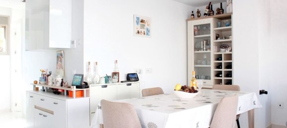 3 bedrooms House in San Miguel de Salinas, Spain No. 187982 4