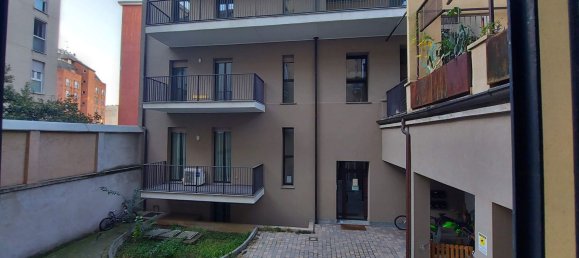 Apartamento de 2 dormitorios en Milan, Italy No. 360706 25