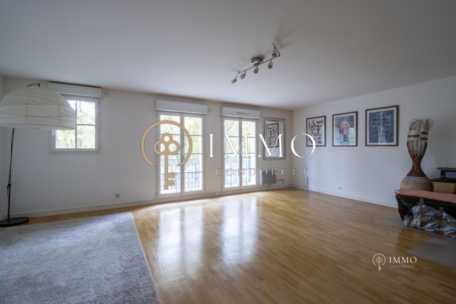 2 Schlafzimmer Wohnung in Le Plessis-Robinson, France, Nr. 172131