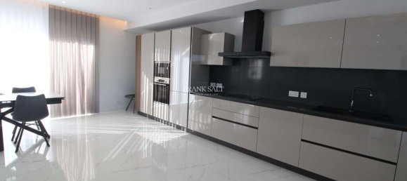 2 chambres Penthouse à Lija, Malta No. 6995 15