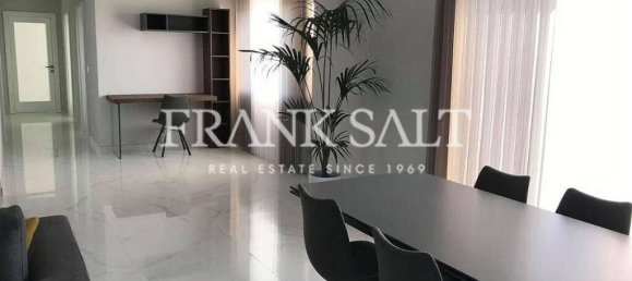 2 chambres Penthouse à Lija, Malta No. 6995 26