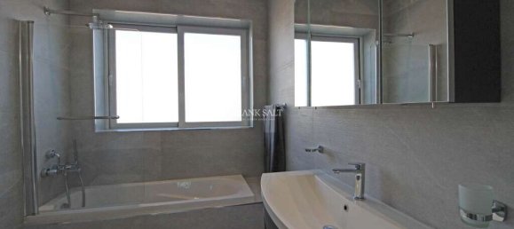 2 chambres Penthouse à Lija, Malta No. 6995 38