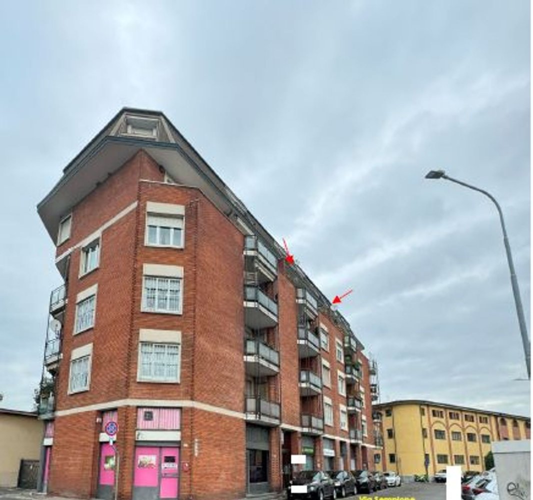 3غرفة شقة في Baranzate, Italy رقم 224529