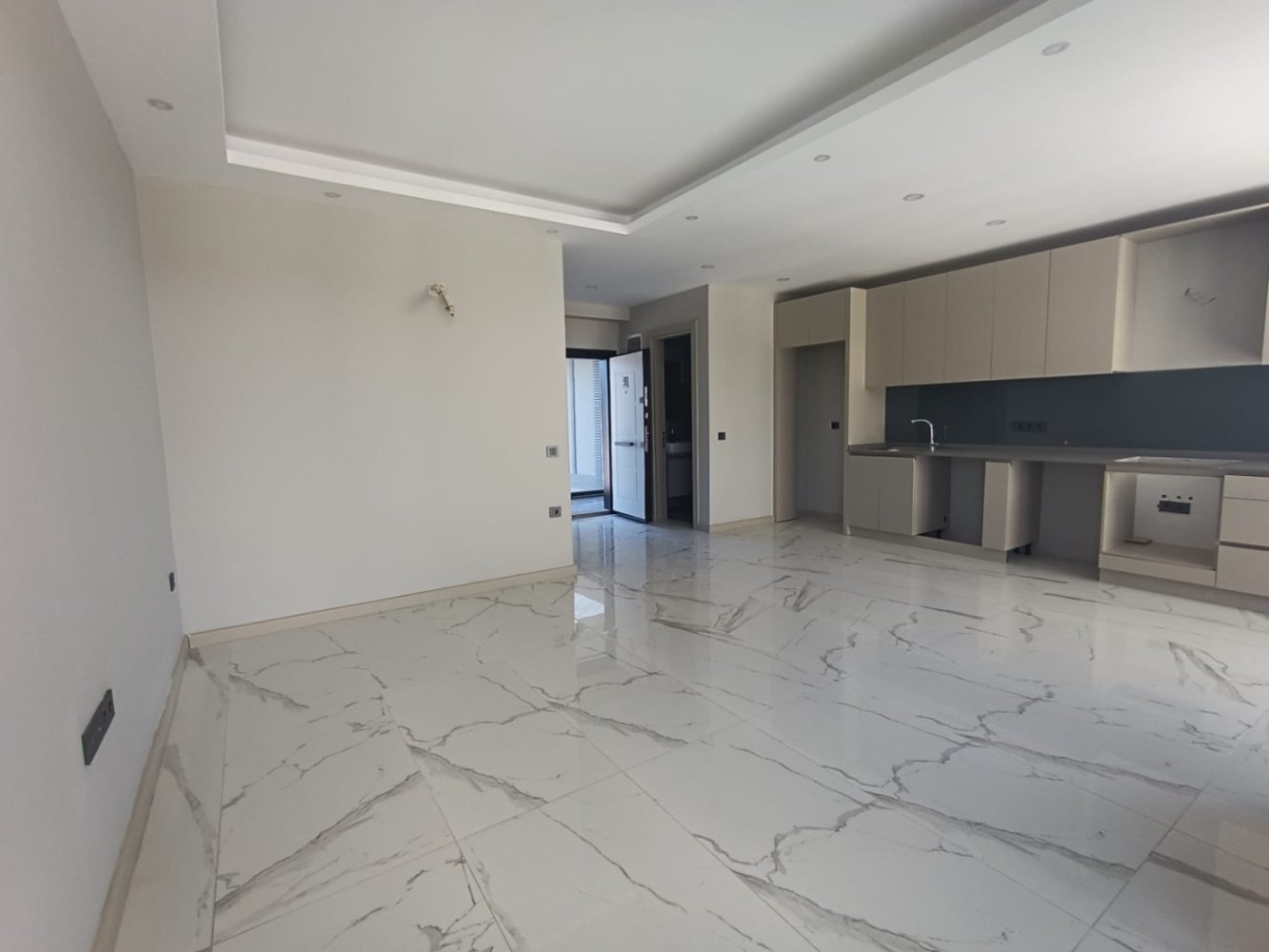 Penthouse 2+1 in Kargicak, Turkey No. 27831