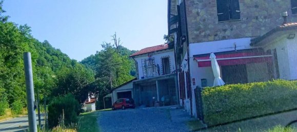 3غرفة شقة في Varano de' Melegari, Italy رقم 262951 2