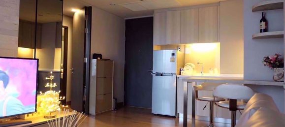 1 bedroom Condo in The Lumpini 24 Bangkok, Thailand No. 31084 2