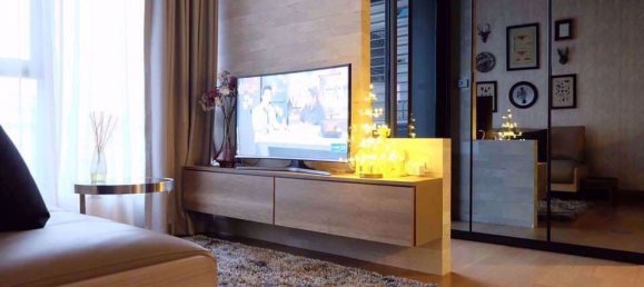 1 bedroom Condo in The Lumpini 24 Bangkok, Thailand No. 31084 3