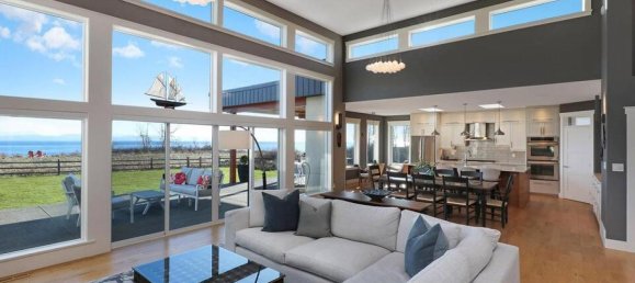 4 bedrooms House in British Columbia, Canada No. 1074 8