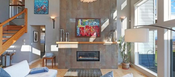 4 bedrooms House in British Columbia, Canada No. 1074 6