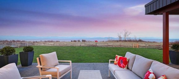 4 bedrooms House in British Columbia, Canada No. 1074 3