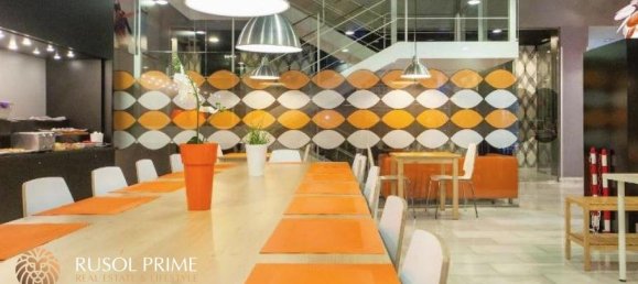  Hotel in Barcelona, Spain No. 329 2