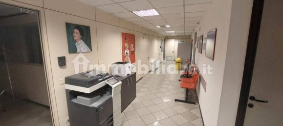 582m² Office in Piacenza, Italy No. 348320 14