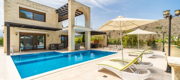 5 غرف نوم فيلا في Chania, Greece رقم 8647 25