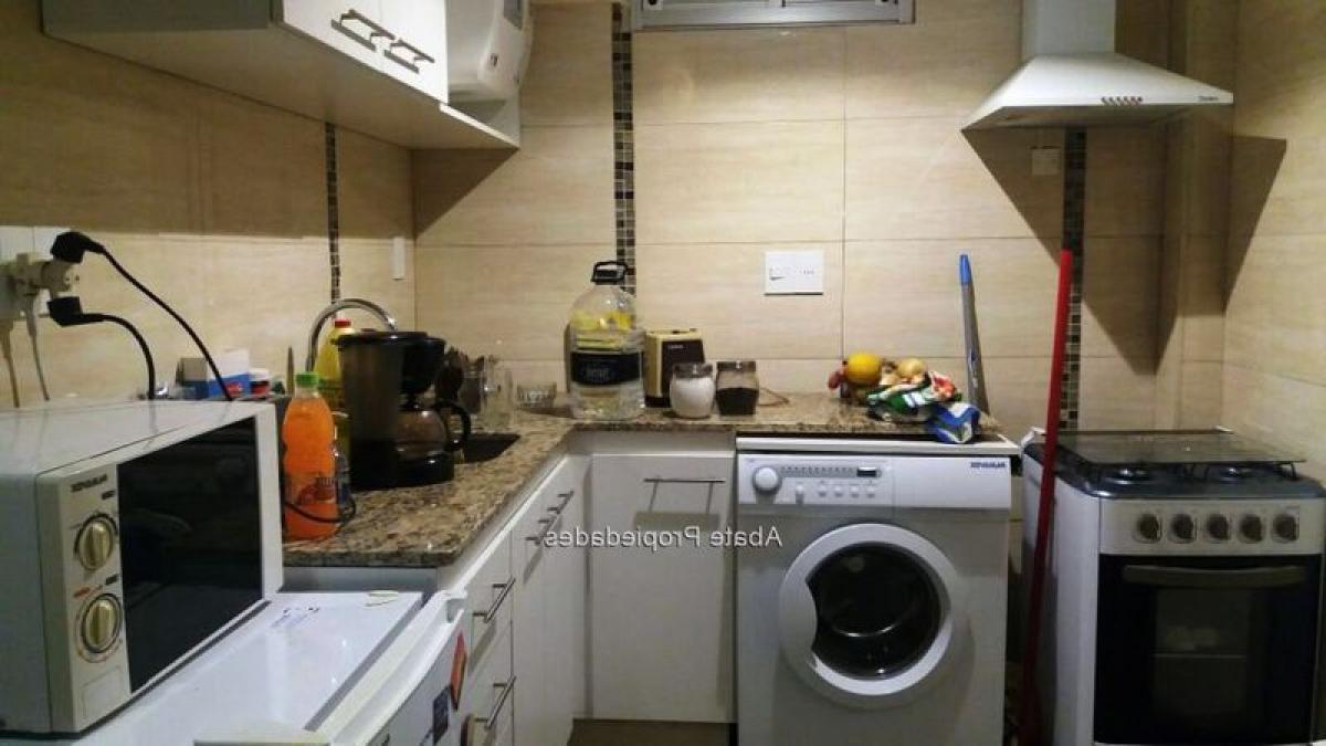 Studio à Montevideo, Uruguay No. 4897