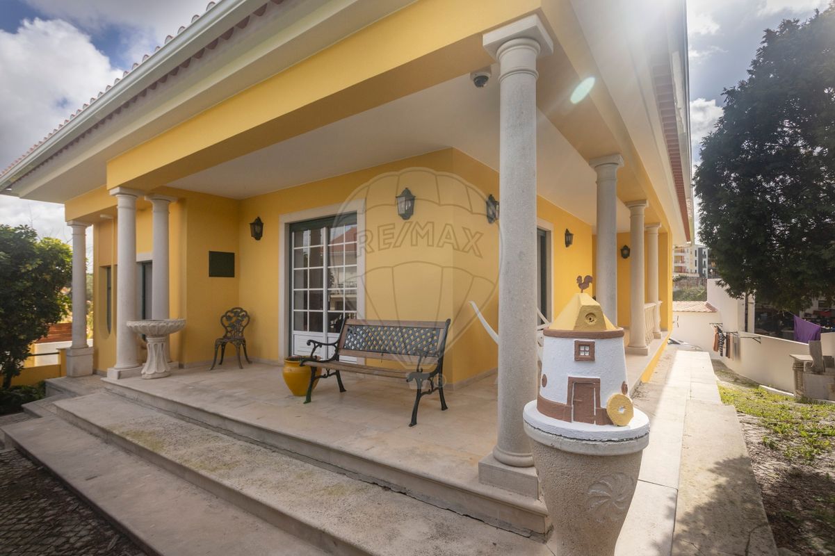 Casa de 4 dormitorios en Torres Vedras, Portugal No. 44561