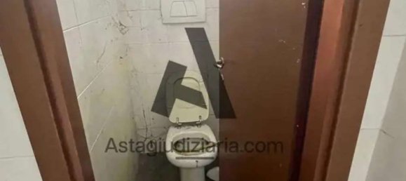 434m² Commercial property in Sesto San Giovanni, Italy No. 373630 6