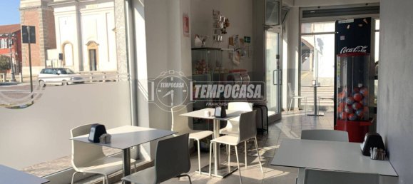 2-Zimmer Gewerbliche Immobilie in Arluno, Italy, Nr. 154839 9