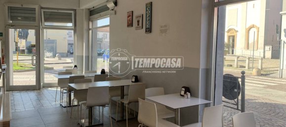 2-Zimmer Gewerbliche Immobilie in Arluno, Italy, Nr. 154839 2