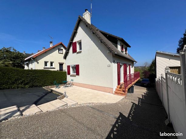 3 bedrooms House in Seine-Maritime, France No. 315585