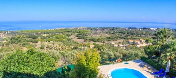 5 bedrooms Commercial property in Zakynthos, Greece No. 627 21