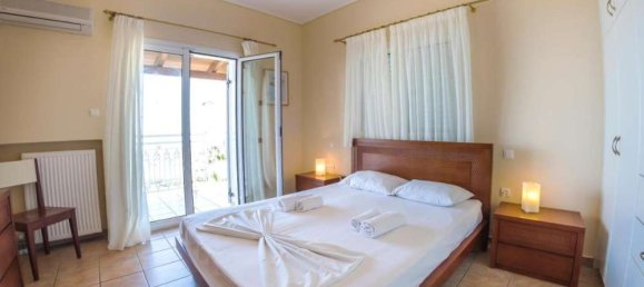 5 bedrooms Commercial property in Zakynthos, Greece No. 627 8