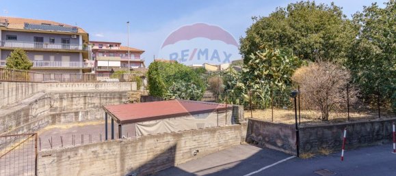 Квартира с 3 спальнями в Катания, Италия № 362002 16