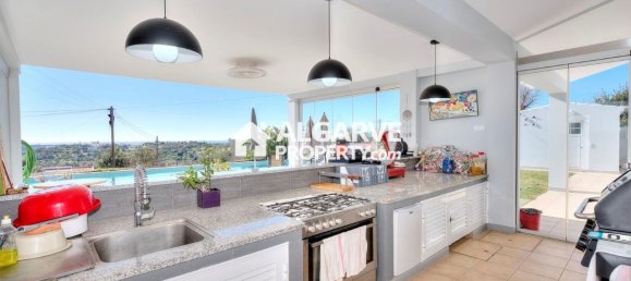 3 Schlafzimmer Haus in Loule, Portugal, Nr. 23282 2