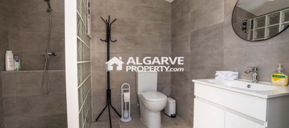 3 Schlafzimmer Haus in Loule, Portugal, Nr. 23282 28