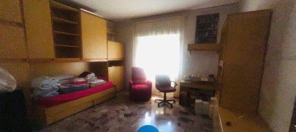 Apartamento de 2 dormitorios en Casoria, Italy No. 342253 18