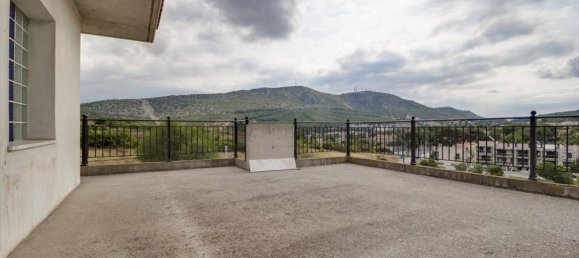 6 bedrooms Villa in Chortiatis, Greece No. 6236 2