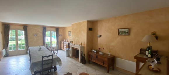 6 bedrooms House in Bou, France No. 235636 3