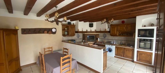 6 bedrooms House in Bou, France No. 235636 4